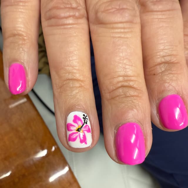 Gel manicure membership at MariatheManicurist in Bakersfield, CA
